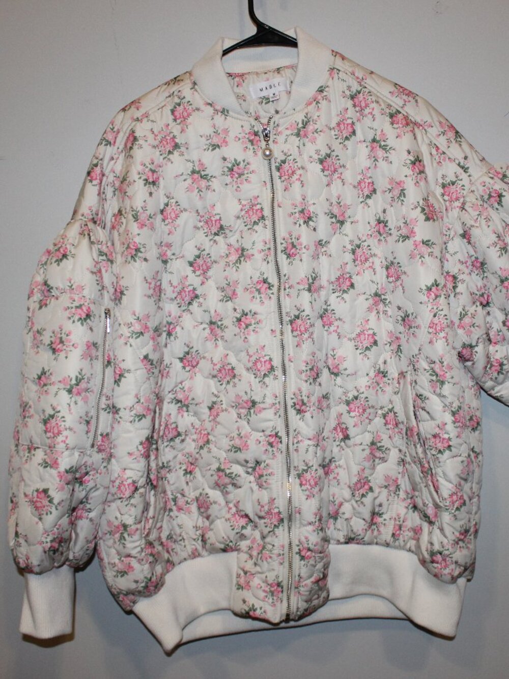 Puffer w/ Pearl Zipper